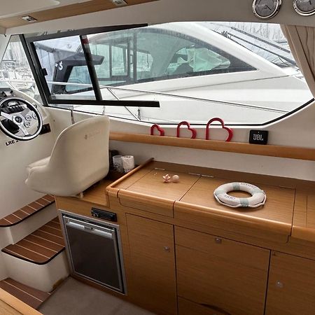Bateau Nuit Insolite Hotell La Rochelle  Eksteriør bilde